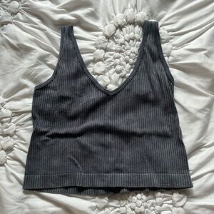 Grey tanktop